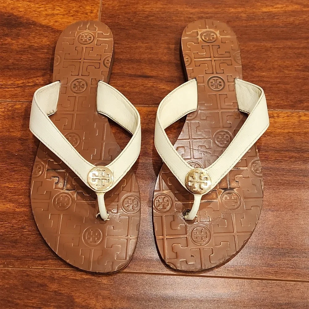 Tory Burch Thora Flip Flops size 10.5